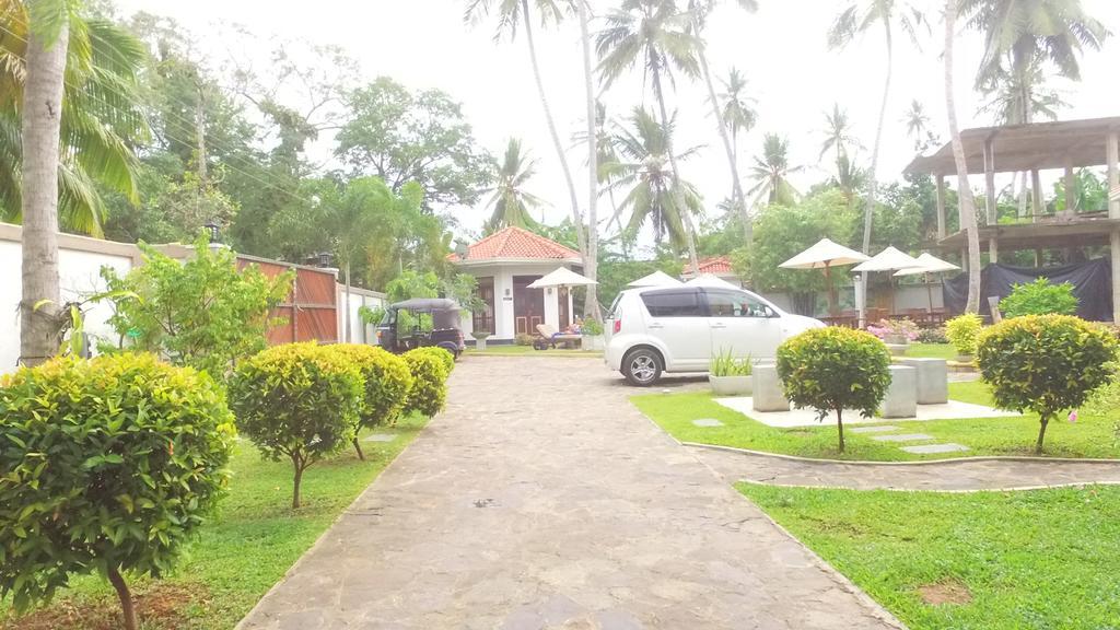 Helis Place Unawatuna Exterior photo